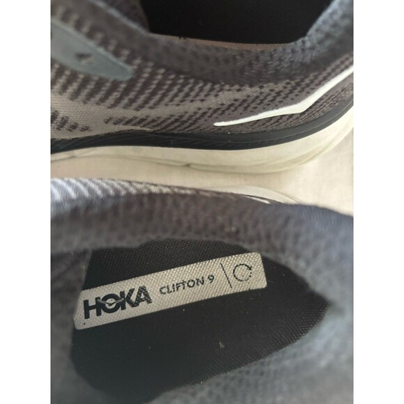 HOKA Clifton 9 Women's Size 9 - Picture 8 of 9